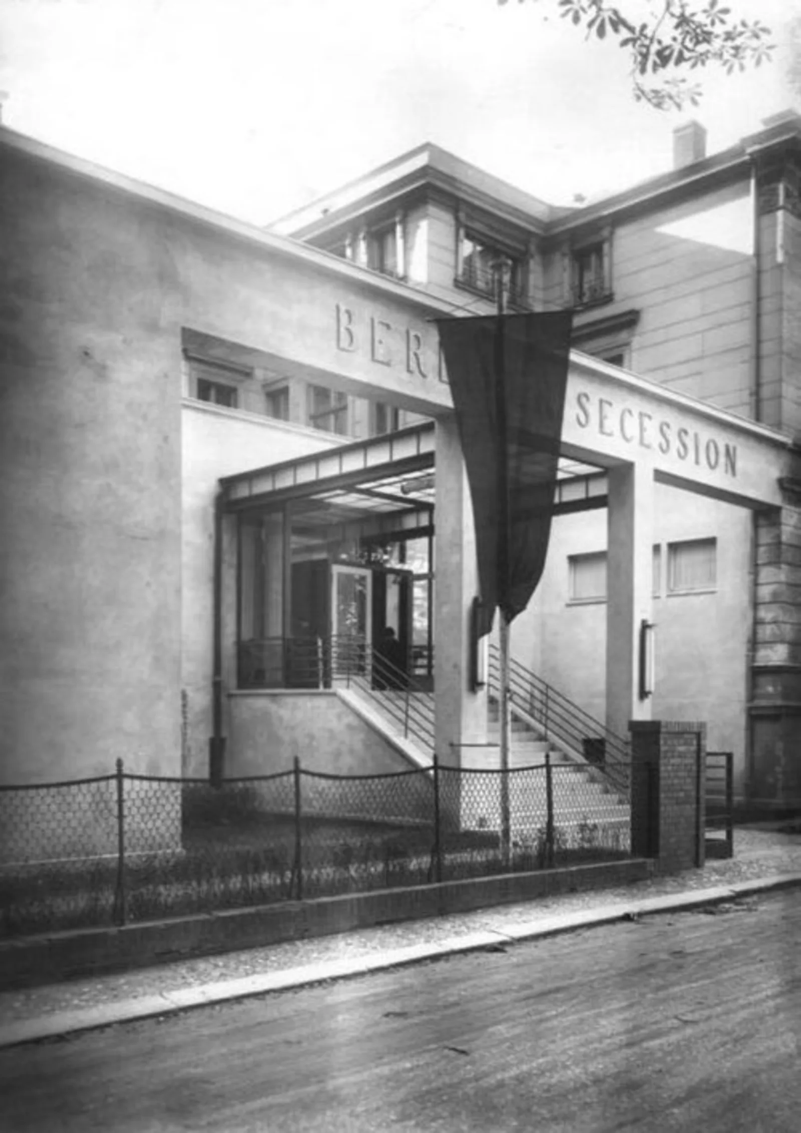 Außenansicht der Stadtvilla